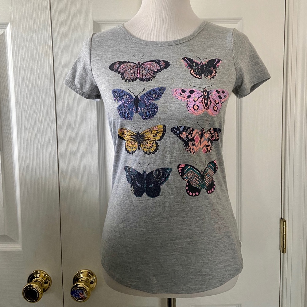 Mudd butterfly grey T-shirt
